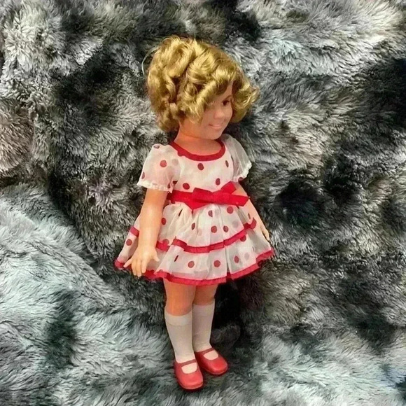 Vintage 1972  Shirley Temple doll - Picture 3 of 13